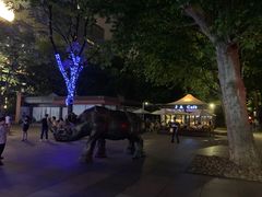 -静安公园(静安寺街道)