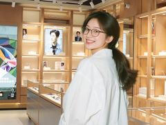 -无奔眼镜·蔡司·依视路授权店(马家堡店)