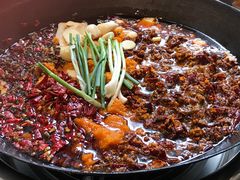 -周幺妹重庆老火锅(银泰城总店)