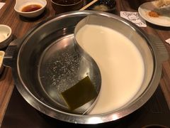 -我那覇豚肉店(カフーナ旭橋店)