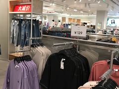 -H&M(华润万象城店)