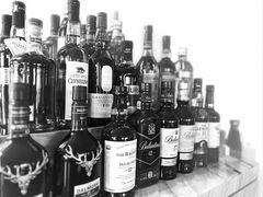 -秀·吧 Show Bar(兰州盛达希尔顿酒店)