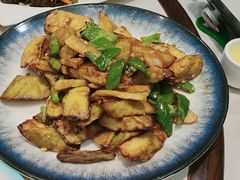 -一口猪海鲜浑锅·东北家常菜