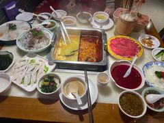 -重庆高老九火锅(虹桥天地店)
