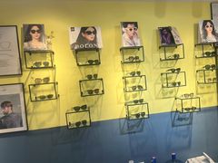 -瑞司视光眼镜·蔡司战略合作眼镜店(新街口店)