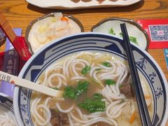 -鑫花溪牛肉米粉(印象水街都心荟店)