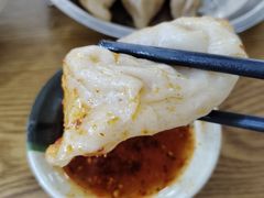 -黄阿姨锅贴大王(万航渡路店)