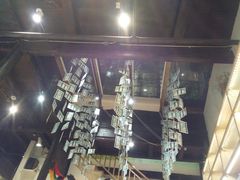 -猫的天空之城概念书店(杭州南宋御街店)