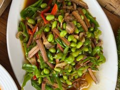 毛豆炒腊肉-加顺农场餐厅