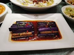 -江渔儿酸菜鱼·拔草餐厅(虎门君乐汇店)