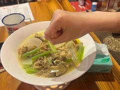 -酱肉小酒馆(梅陇店)