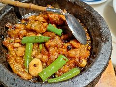 石锅杭椒牛蛙-桂满陇-西湖船宴(西单大悦城店)