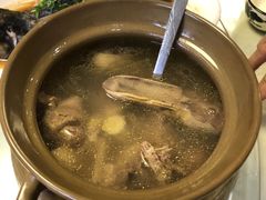 -鑫悦楼煎蟹·16年海鲜大排档