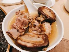 菌汤锅-ONE FULL 古董港式海鲜火锅