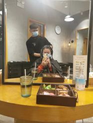 -时尚殿堂明星门店