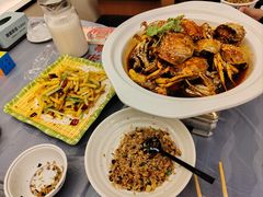 -肥肥虾庄·金牌油焖大虾(东湖欢乐谷店)