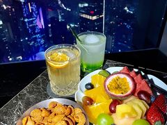 -南宁那莲豪华精选酒店-云霄酒廊·80楼高空城景酒吧