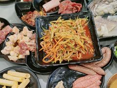 -啊美丽炭火烤肉(滑翔一店)