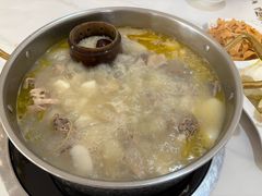-朴小妹人参鸡汤火锅(长白山万达店)