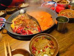 -萍姐火锅·公路夜市(武汉首店)