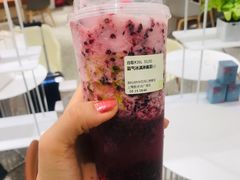 霸气冰激淋桑葚-奈雪的茶(新天地广场PRO店)