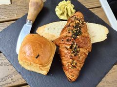 -Mark&Mars Restaurant