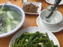 -乐山第一家临江鳝丝(茶坊路店)