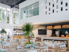 -Cha Cha's Beach Cafe