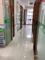 -苗医生专业祛痘·皮肤管理