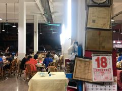 大堂-标记美食新鲜猪杂(兴南大道店)