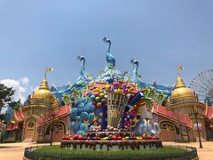 -七彩云南欢乐世界