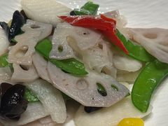 -荷塘秋月·本帮江浙菜(国权路店)