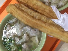 -张阿三馄饨店