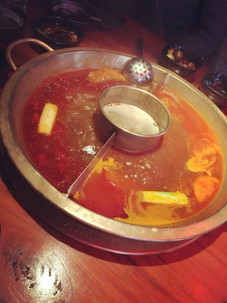 0 服务 : 4.0 一般吧.进屋牛臊味挺大的.其余还可以,酱料比较少.