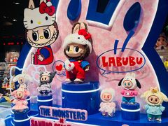 -泡泡玛特POPMART(上海环贸iapm商场店)