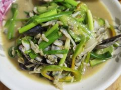 炒螺肉-海口滨海新村143号海南老字号炒菜店