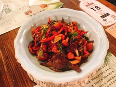 小炒黑牛杆菌-胡桃里音乐酒馆(东区店)