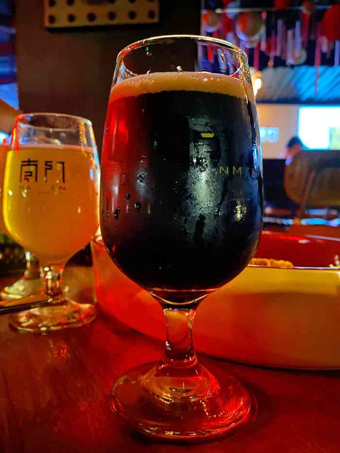 南门精酿·西餐吧(桐梓林店)-"06环境还是电影的精酿酒吧的样子,6点