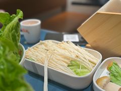 -邹开喜·小海鲜醉鸡煲·潮汕鲜切牛肉店(襄阳北路店)