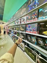 -卡通派潮品玩具折扣仓(青岛新城吾悦广场店)