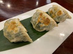 金煎韭菜饺-彩景大酒楼(万泰新天地店)