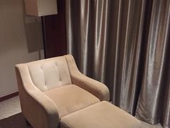 -香榭丽酒店(海宁皮革城店)