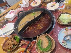 -赵美丽·重庆社区火锅·直营店(火车东站·中豪国际店)
