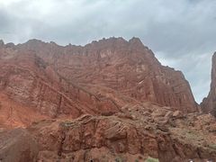 -天山神秘大峡谷