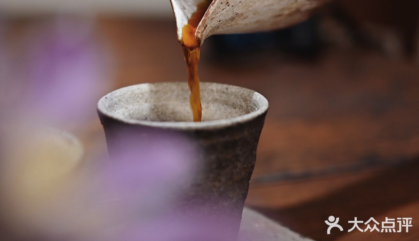 忍忍咖啡｜i人们狂喜的日系侘寂风新店