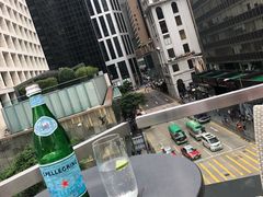 -ARMANI/AQUA(遮打大厦店)