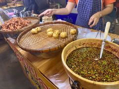 -席娜卡琳火车铁道夜市