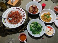 -老湖南民间菜·牛肉十八炒(花都店)