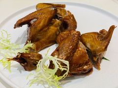 脆皮乳鸽-蔡澜点心·粤菜(月星环球港店)