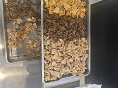 -鑫渔港海鲜本地菜·山海关浑锅(东戴河店)